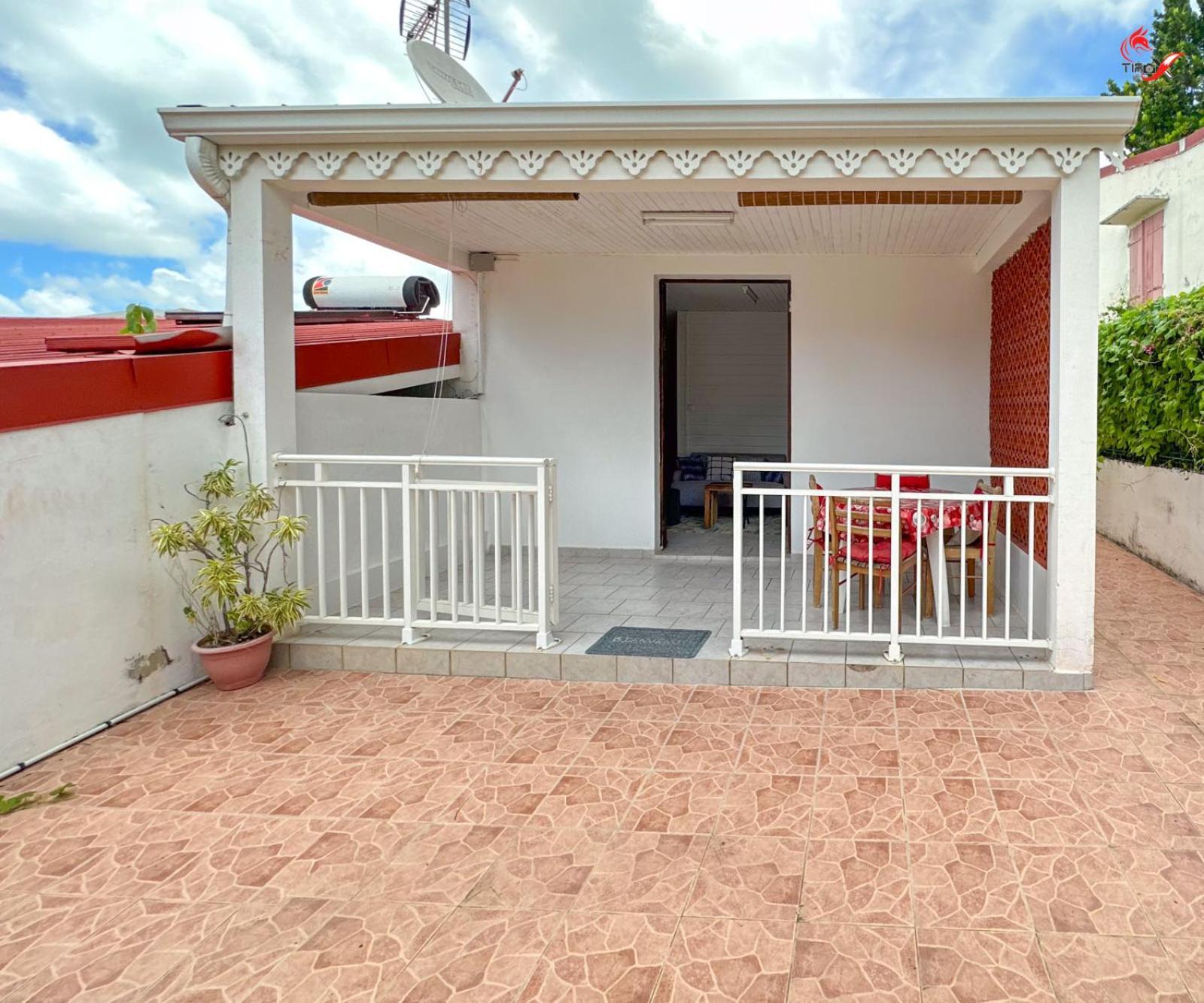 Chez Zelou Villa Сент-Ан Екстериор снимка
