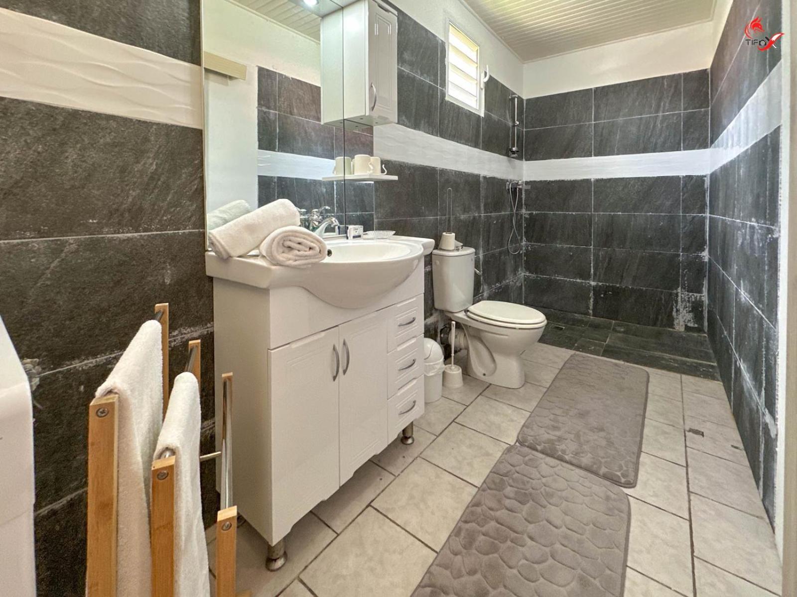 Chez Zelou Villa Сент-Ан Екстериор снимка